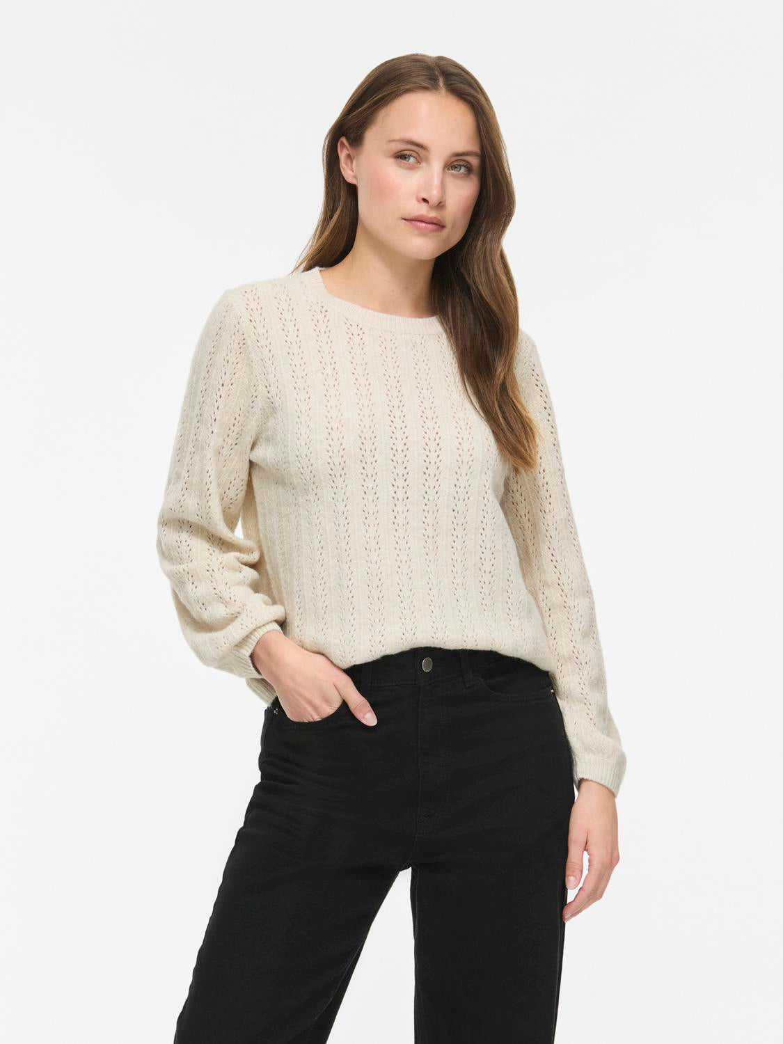 model_shot-front